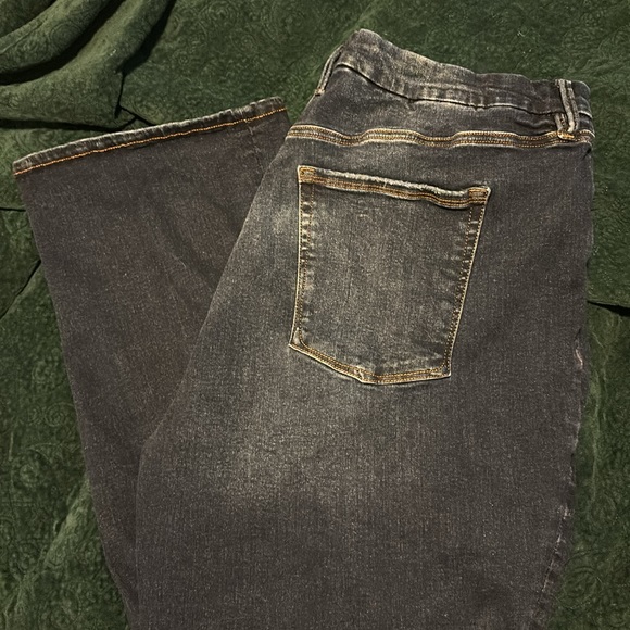 Good American always fits jeans in indigo 446 - Picture 5 of 7